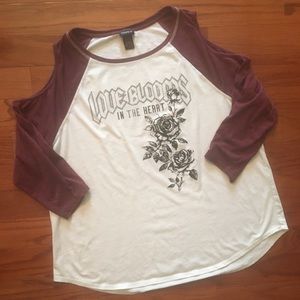 Women’s Torrid size 2 cold shoulder top